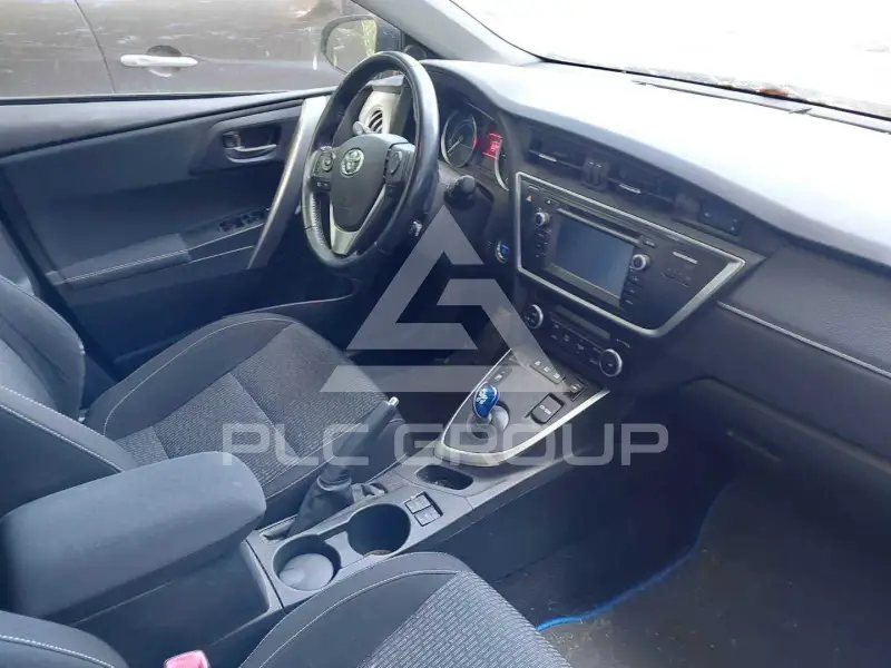 2015 Toyota AURIS
