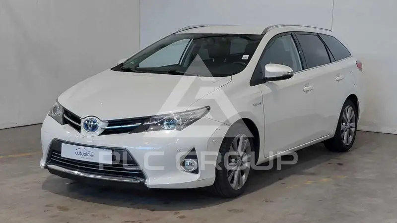2015 Toyota AURIS