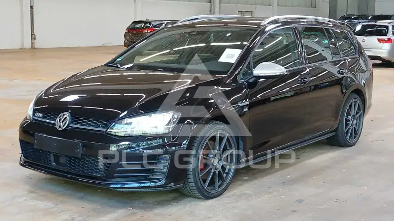 2015 Volkswagen GOLF