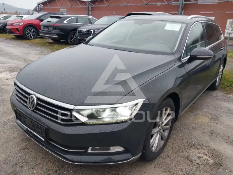 2016 Volkswagen PASSAT
