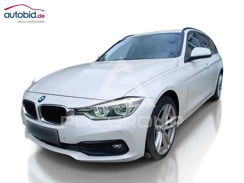 2016 BMW 318