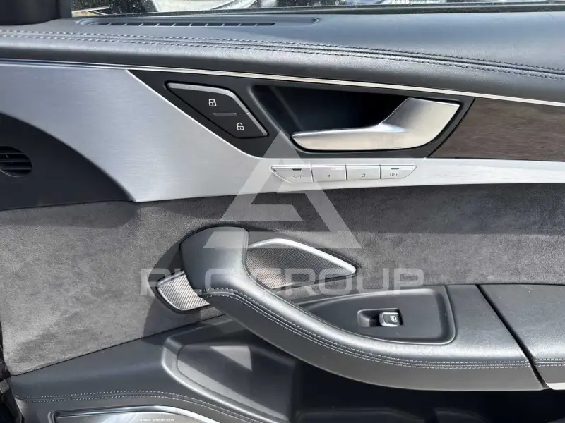 2016 Audi A8