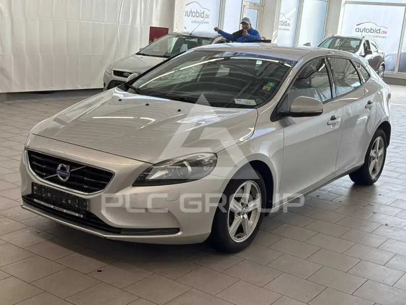 2016 Volvo V40