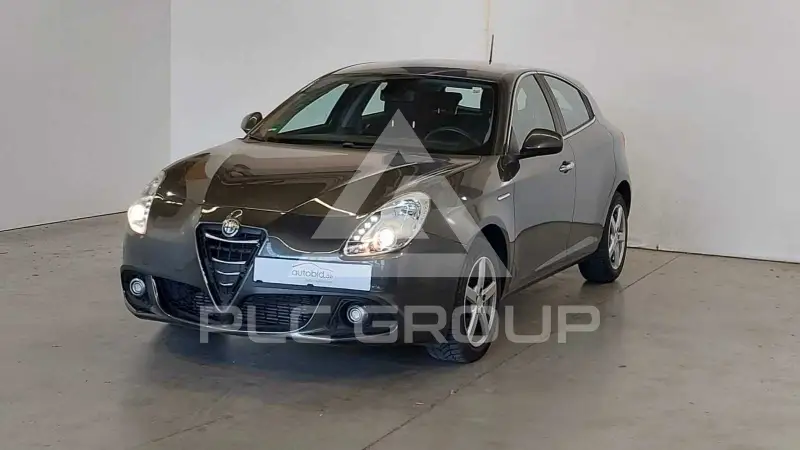 2016 Alfa Romeo Giulia