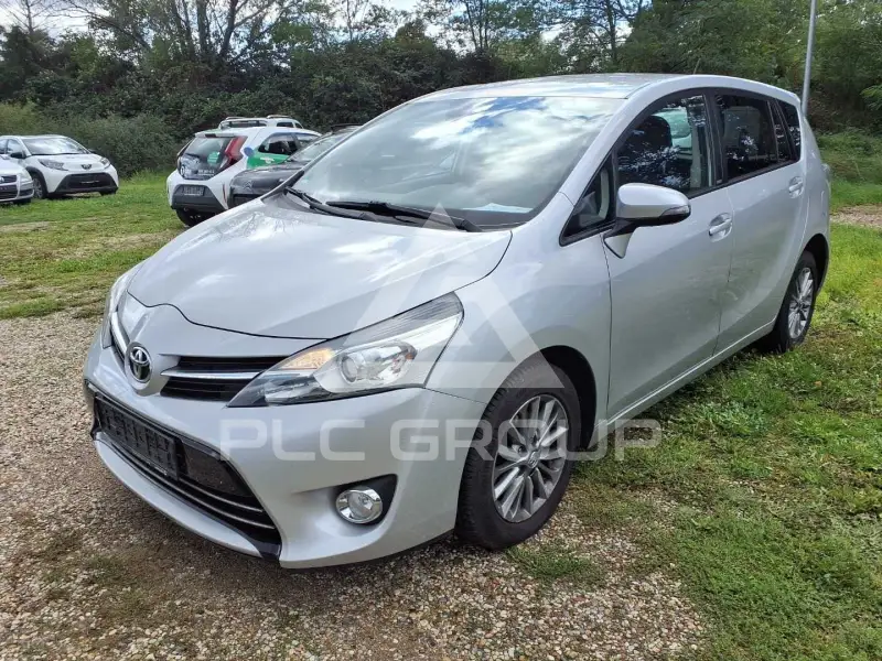 2016 Toyota VERSO