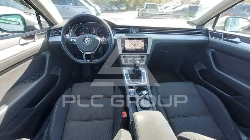 2017 Volkswagen PASSAT