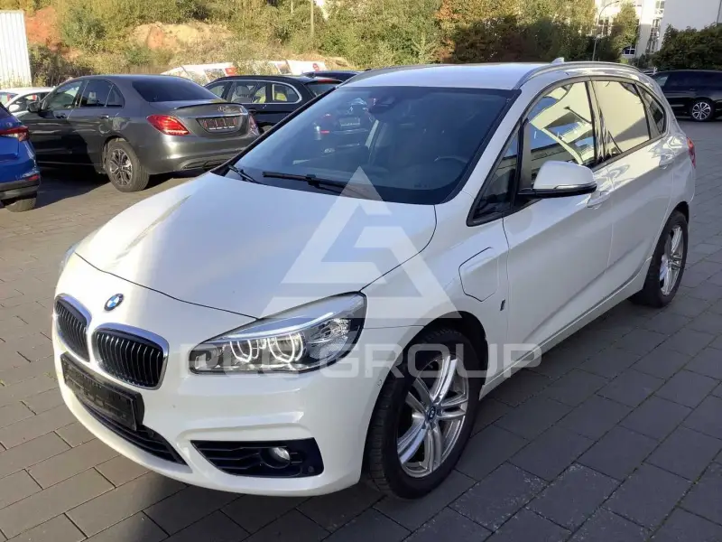 2017 BMW 225
