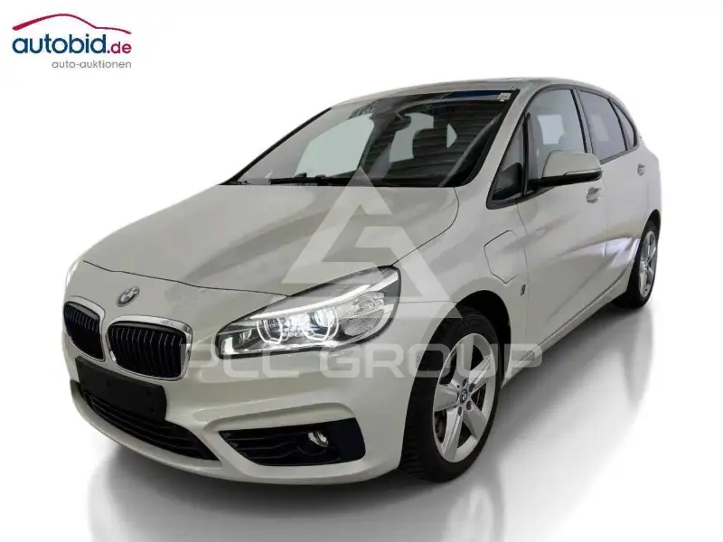 2017 BMW 225