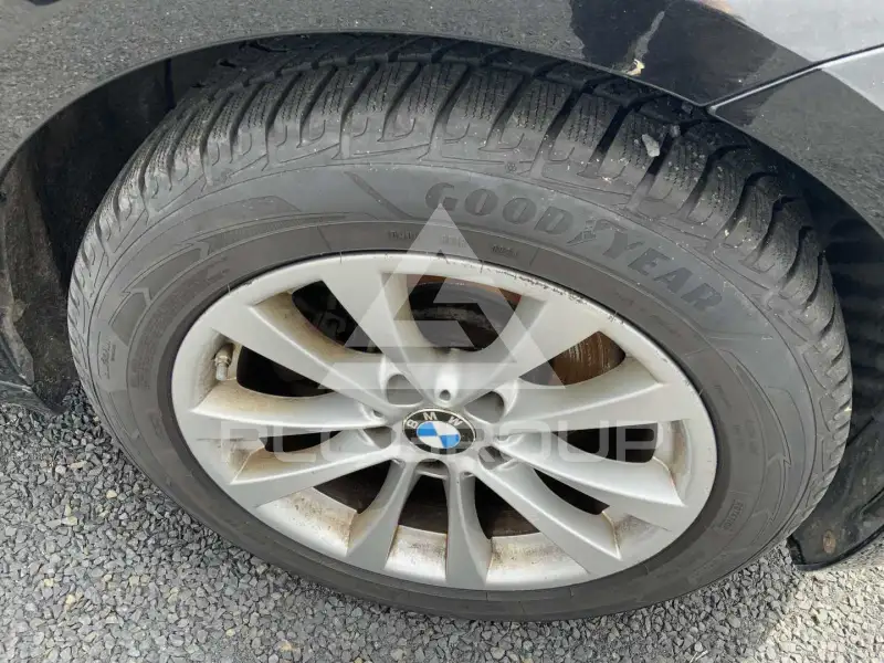 2017 BMW 330