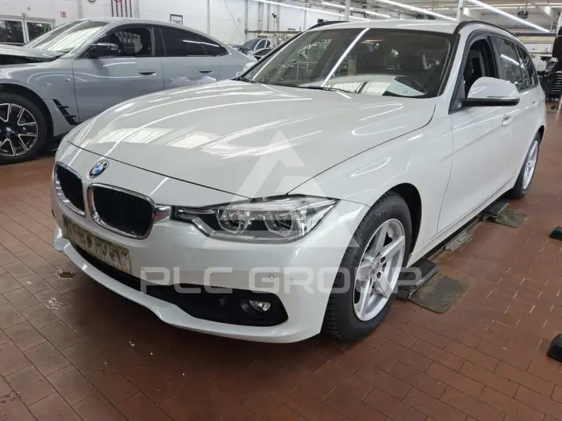 2017 BMW 318