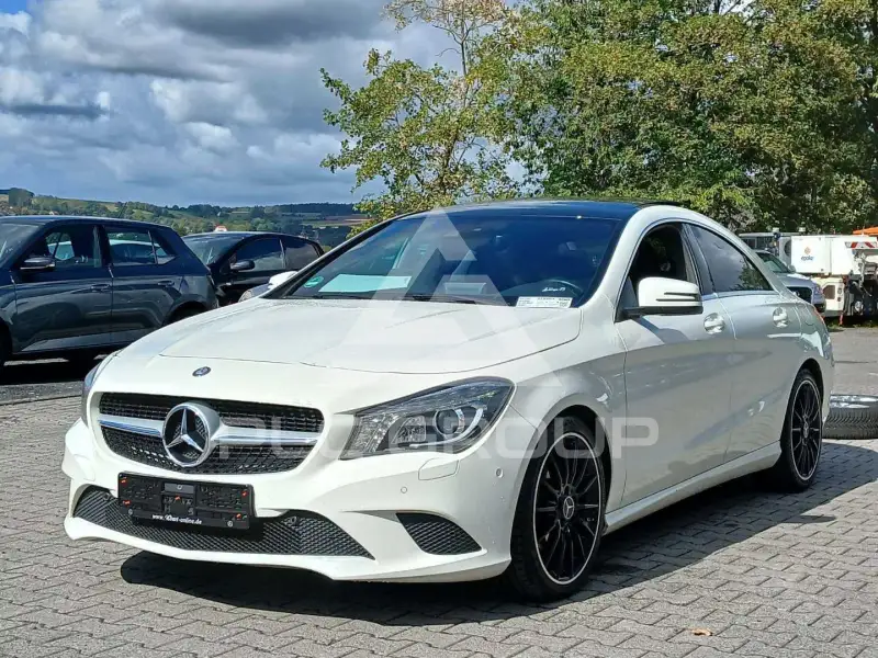 2017 Mercedes Benz CLA 220