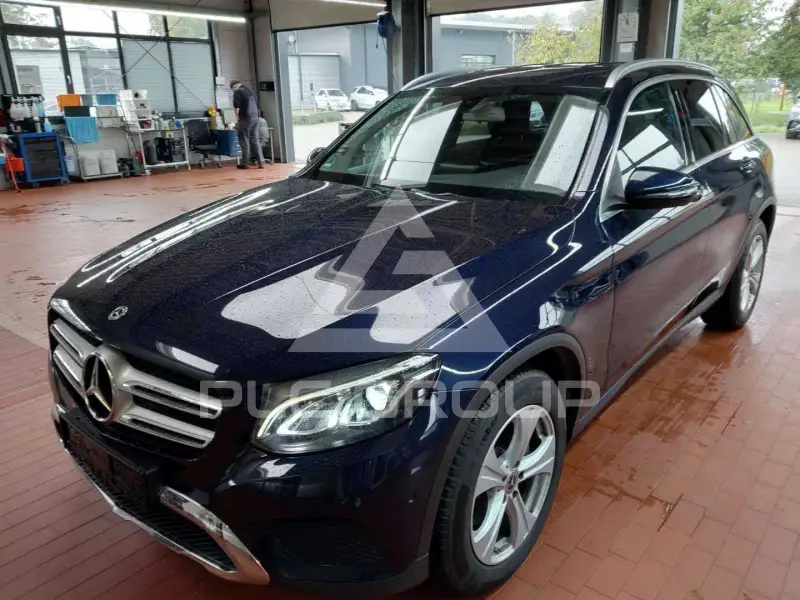 2017 Mercedes Benz GLC 220