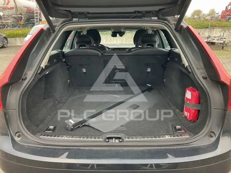 2017 Volvo V90