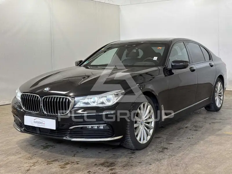2018 BMW 730
