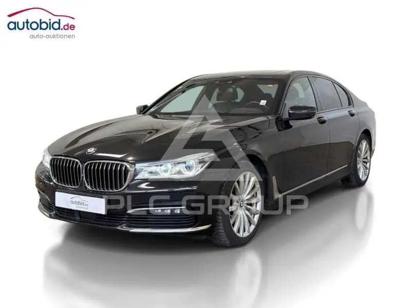 2018 BMW 730