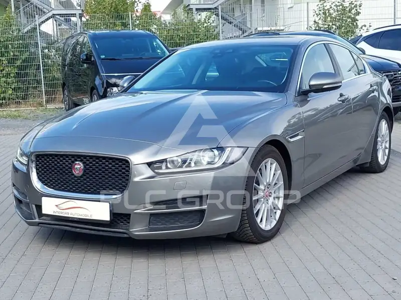 2018 Jaguar XE