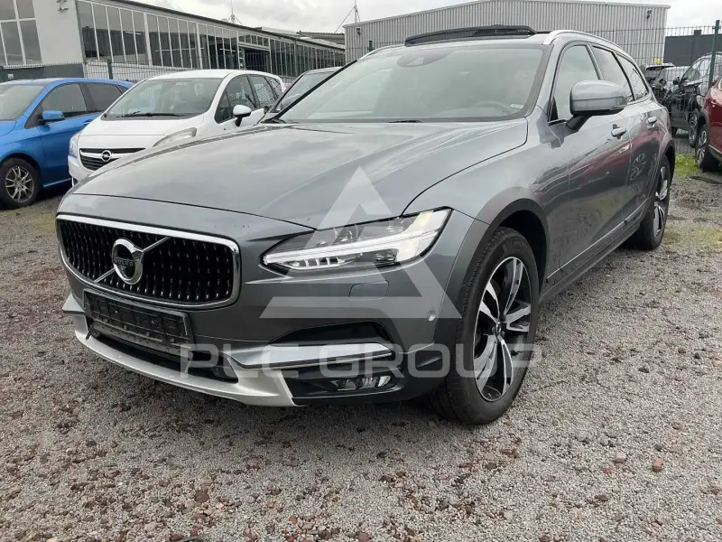 2018 Volvo V90