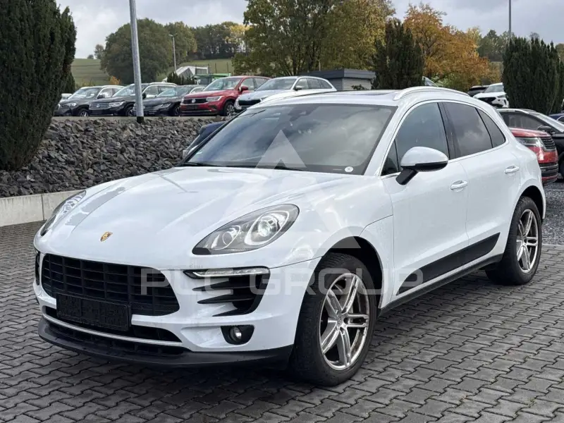 2018 Porsche MACAN
