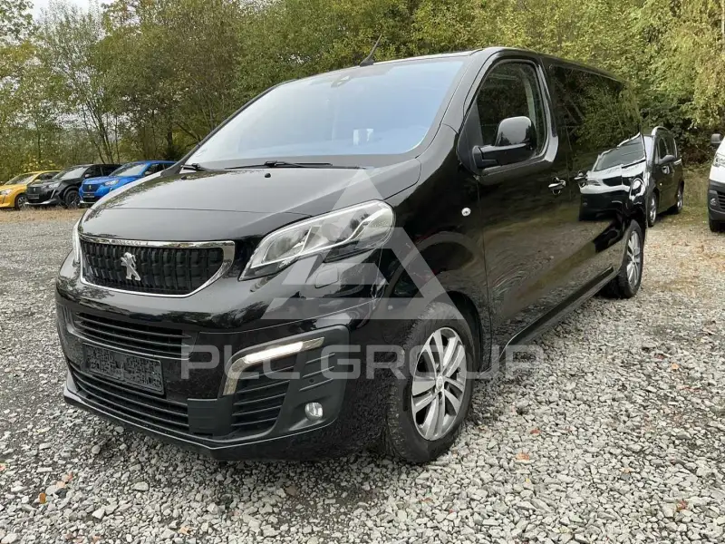 2018 Peugeot Traveller