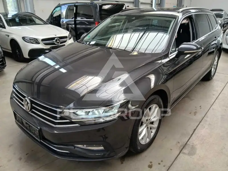 2019 Volkswagen PASSAT