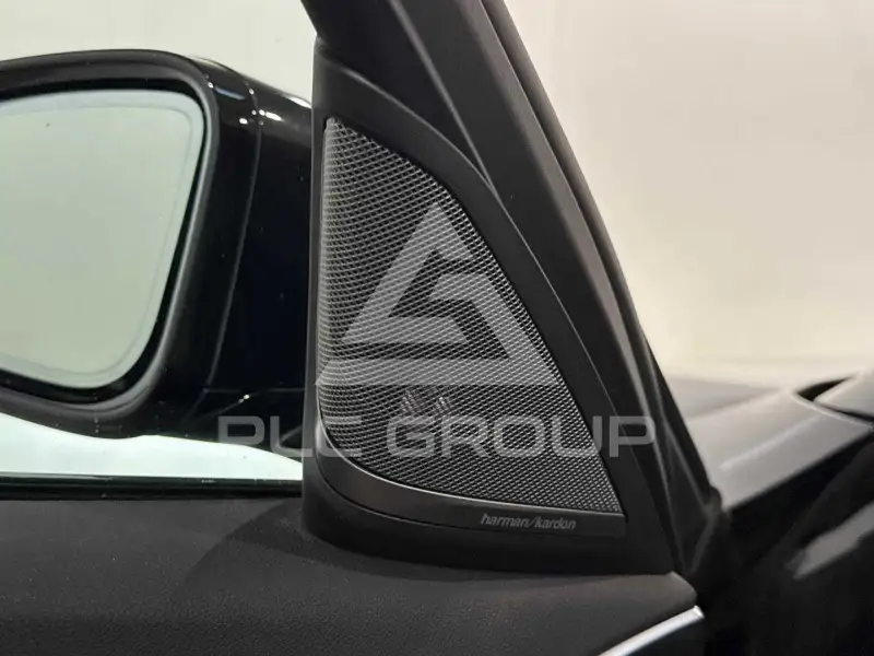 2019 BMW 530