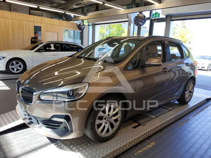 2019 BMW 218