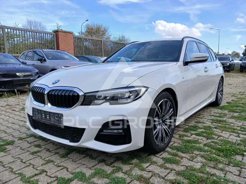 2019 BMW 320
