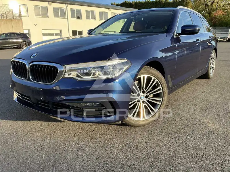 2019 BMW 520