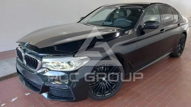 2019 BMW 520