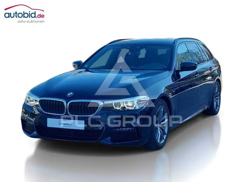 2019 BMW 520