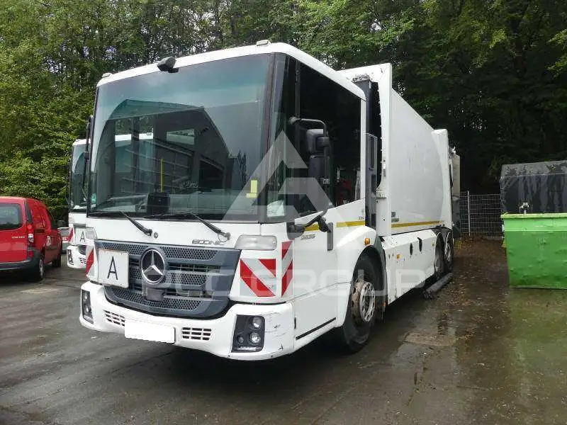 2019 Mercedes Benz Unknown