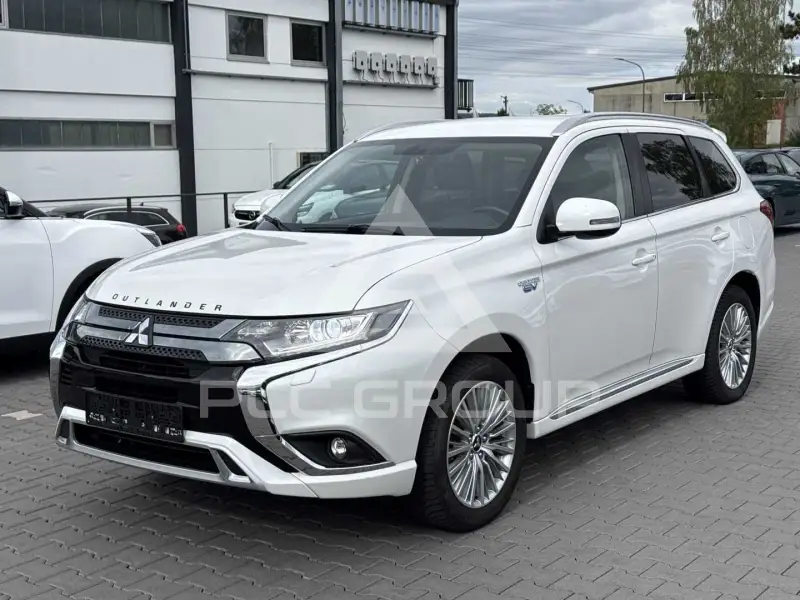 2020 Mitsubishi OUTLANDER