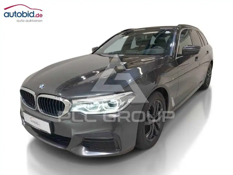 2020 BMW 530