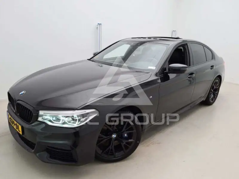 2020 BMW 530