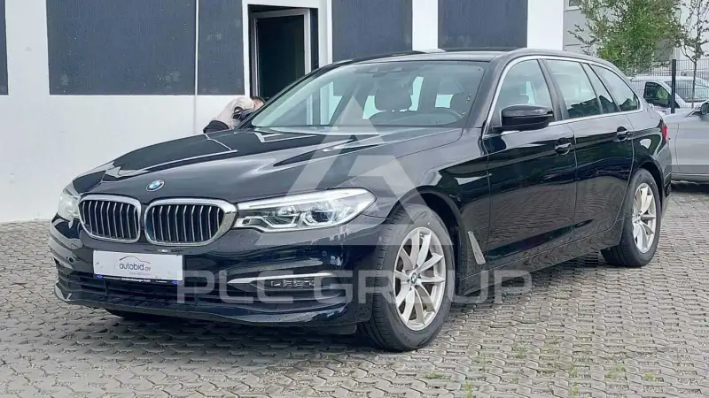 2020 BMW 520