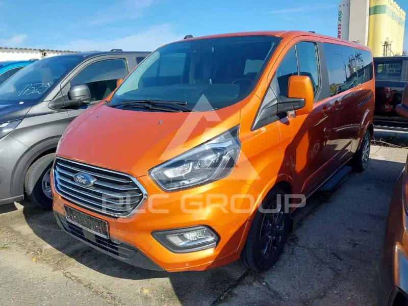 2020 Ford Tourneo