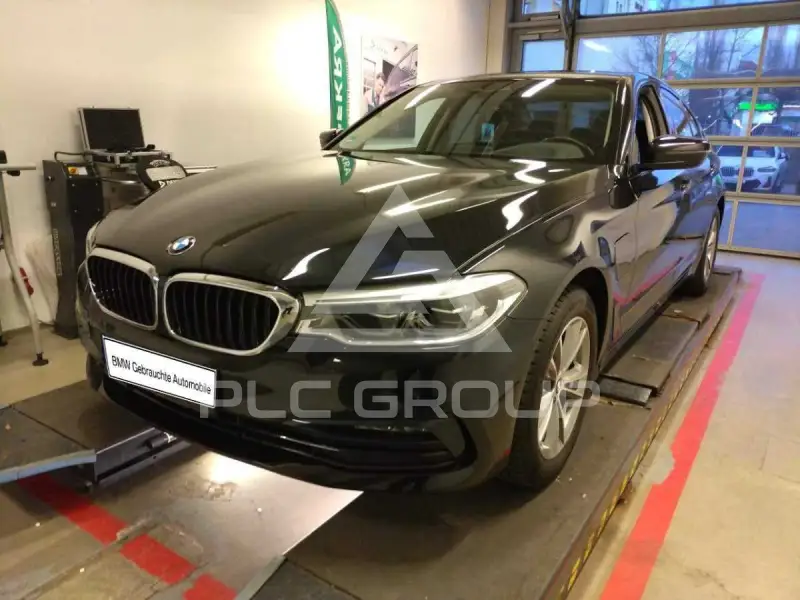 2021 BMW 530