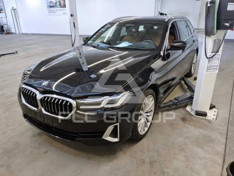2021 BMW 530