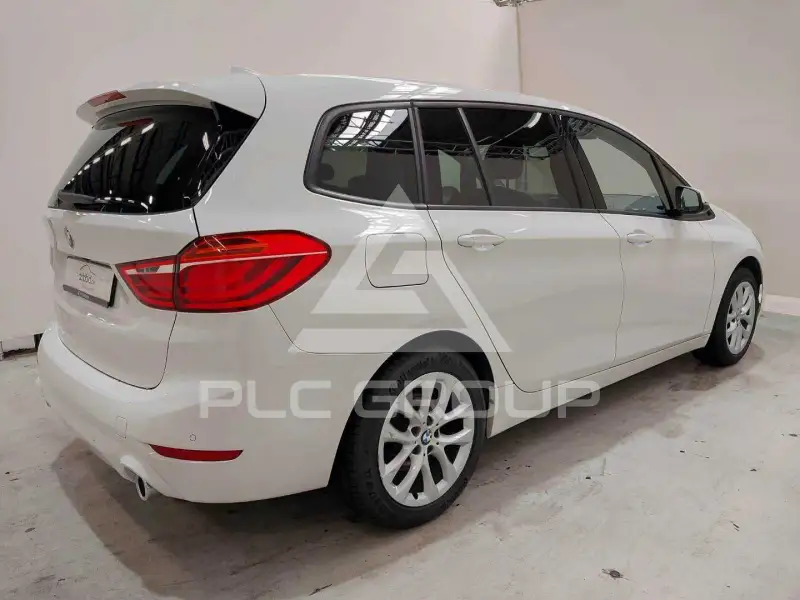 2021 BMW 218