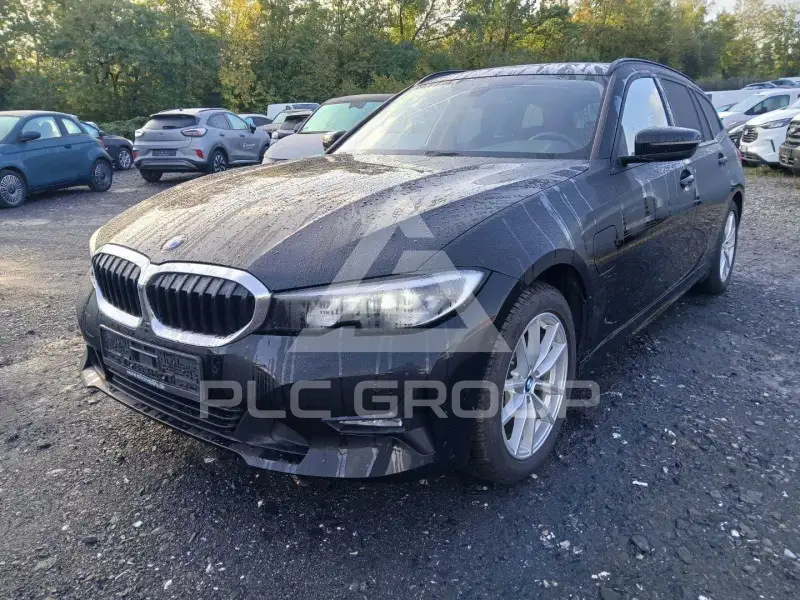 2021 BMW 320