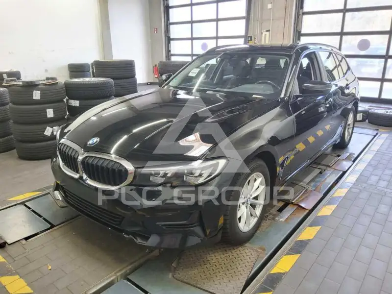 2021 BMW 320