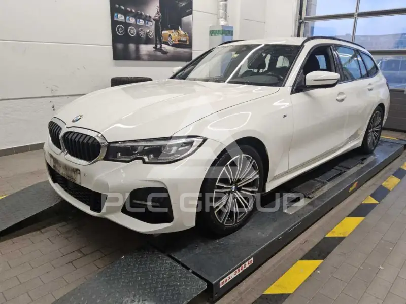 2021 BMW 320