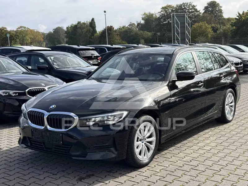 2021 BMW 320