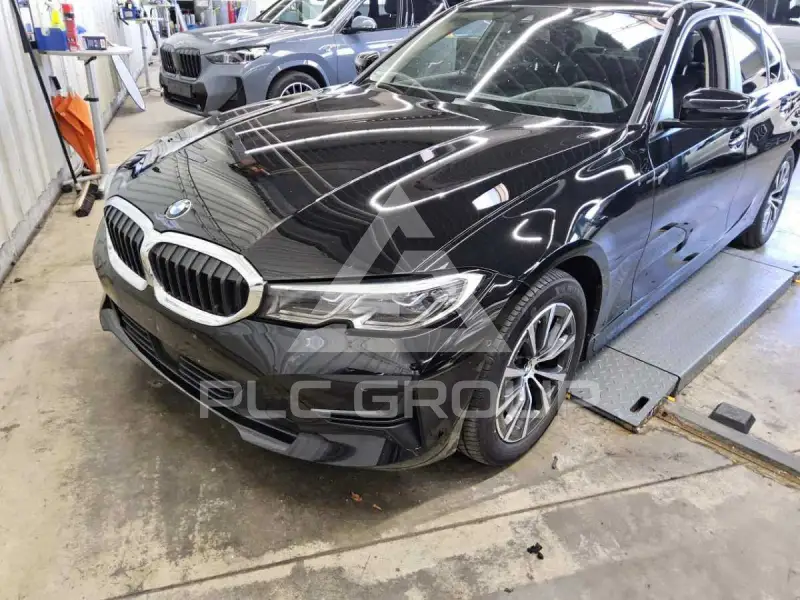 2021 BMW 320