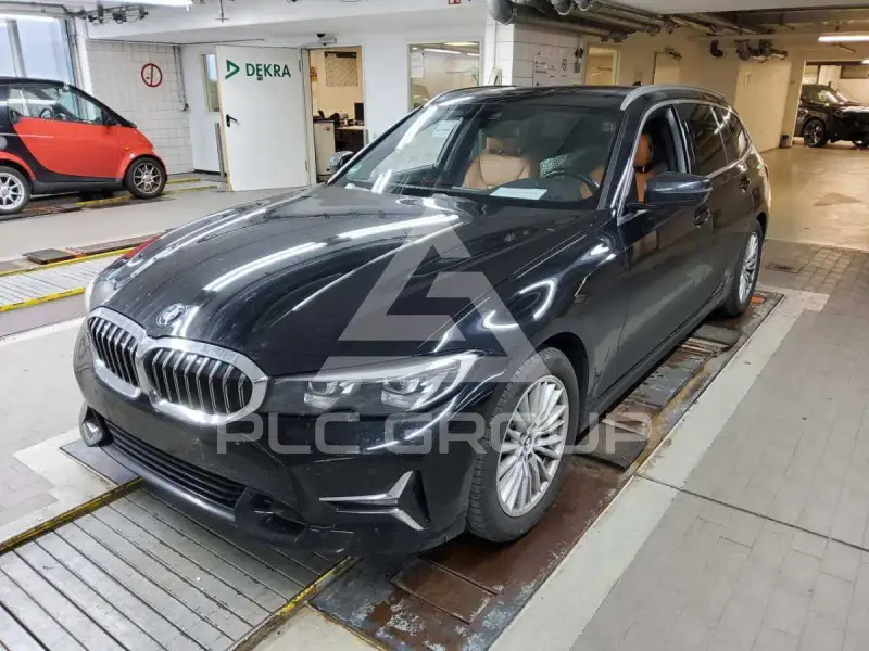 2021 BMW 320