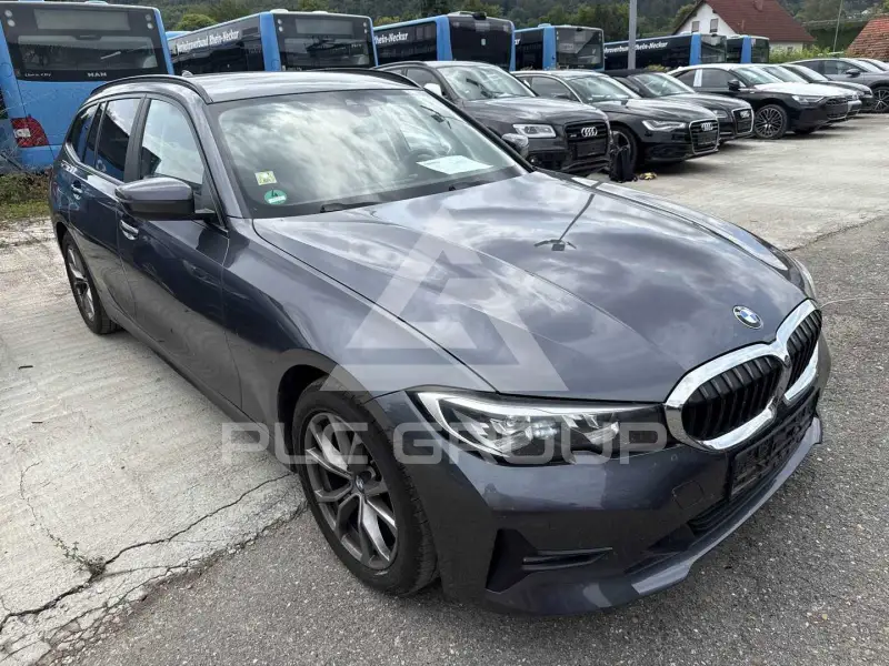 2021 BMW 320