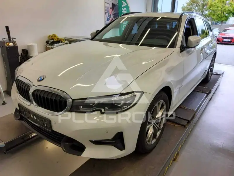 2021 BMW 320