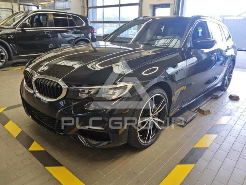 2021 BMW 330