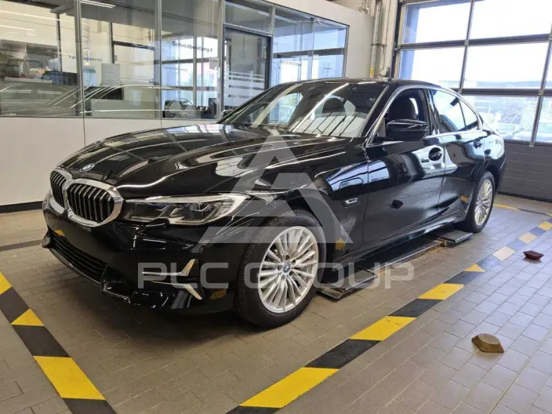 2021 BMW 330