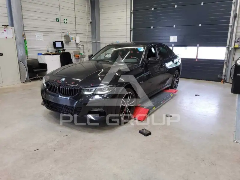 2021 BMW 330
